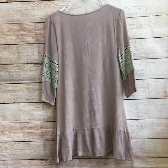 ENTRO DRESS IN‎ BLUSH WITH COTTON CROCHETED LACE - Picture 3 of 5